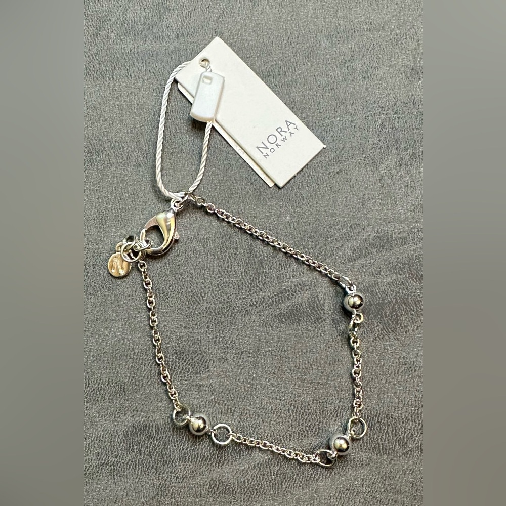 NWT NORA Norway Jewelry - Silver Tone Chain Bracelet with Beads